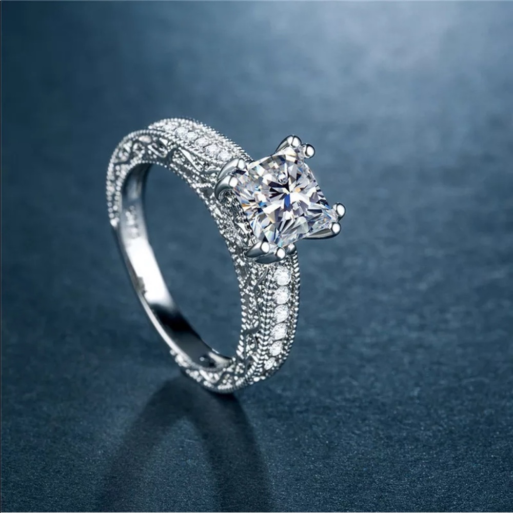 Princess Cut White Sapphire Women 925 Silver Ring - Picture 4 of 4